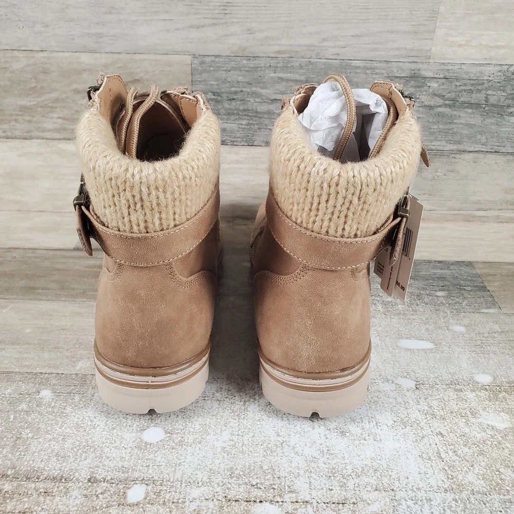 Cliffs by White Mountain Kelsie Womens Bootie Sz 9.5 M Natural Hiking Ankle Boot